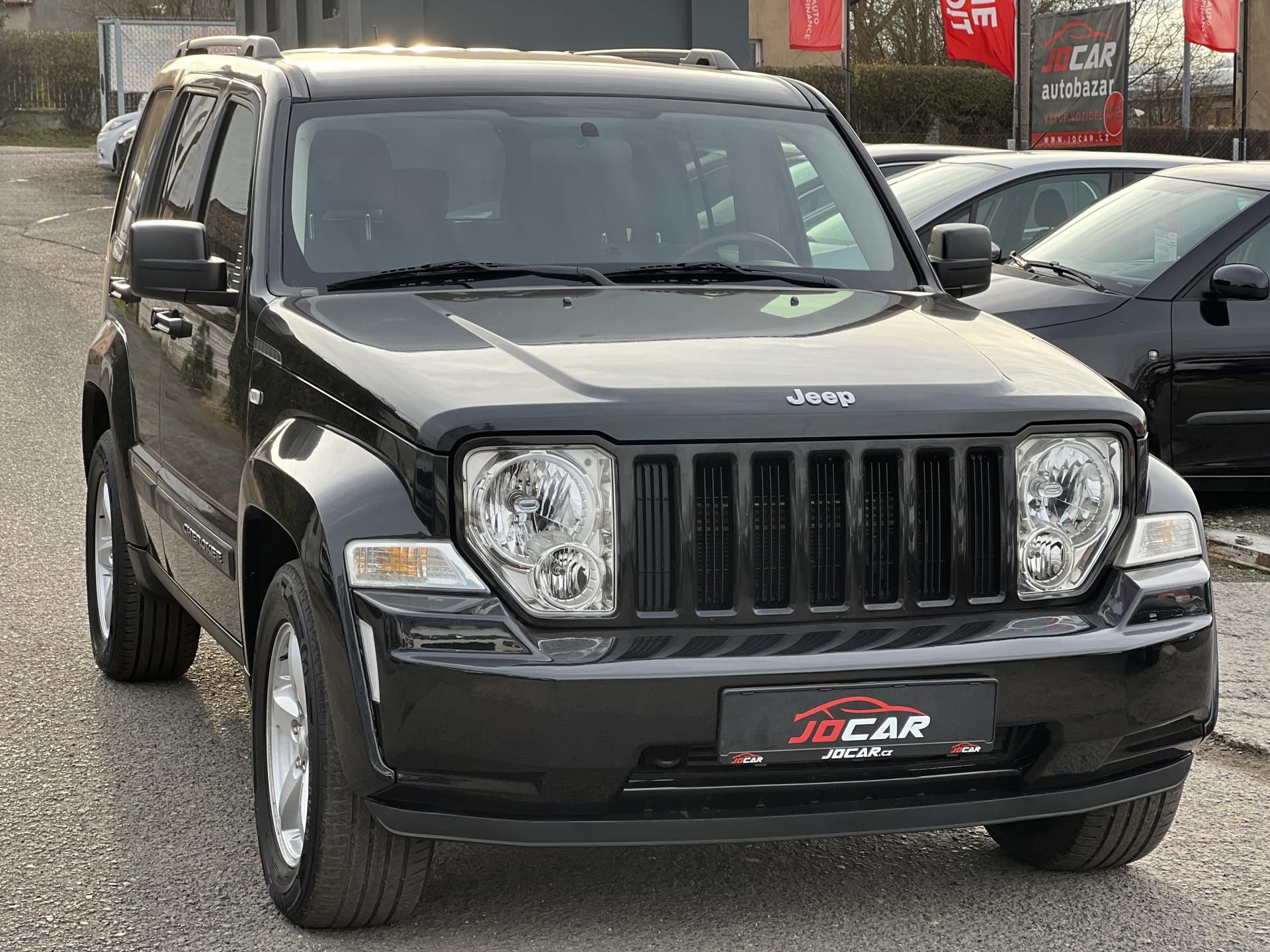 Jeep Cherokee, 2.8CRD MANUÁL 6.R.ST. KLIMA - fotka 3
