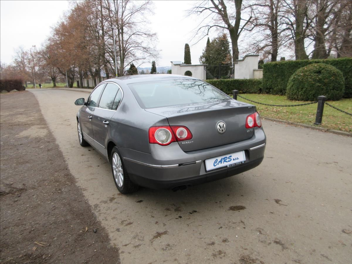 Volkswagen Passat, 2,0 TDi, 103 Kw, Vada Turba, N - fotka 6