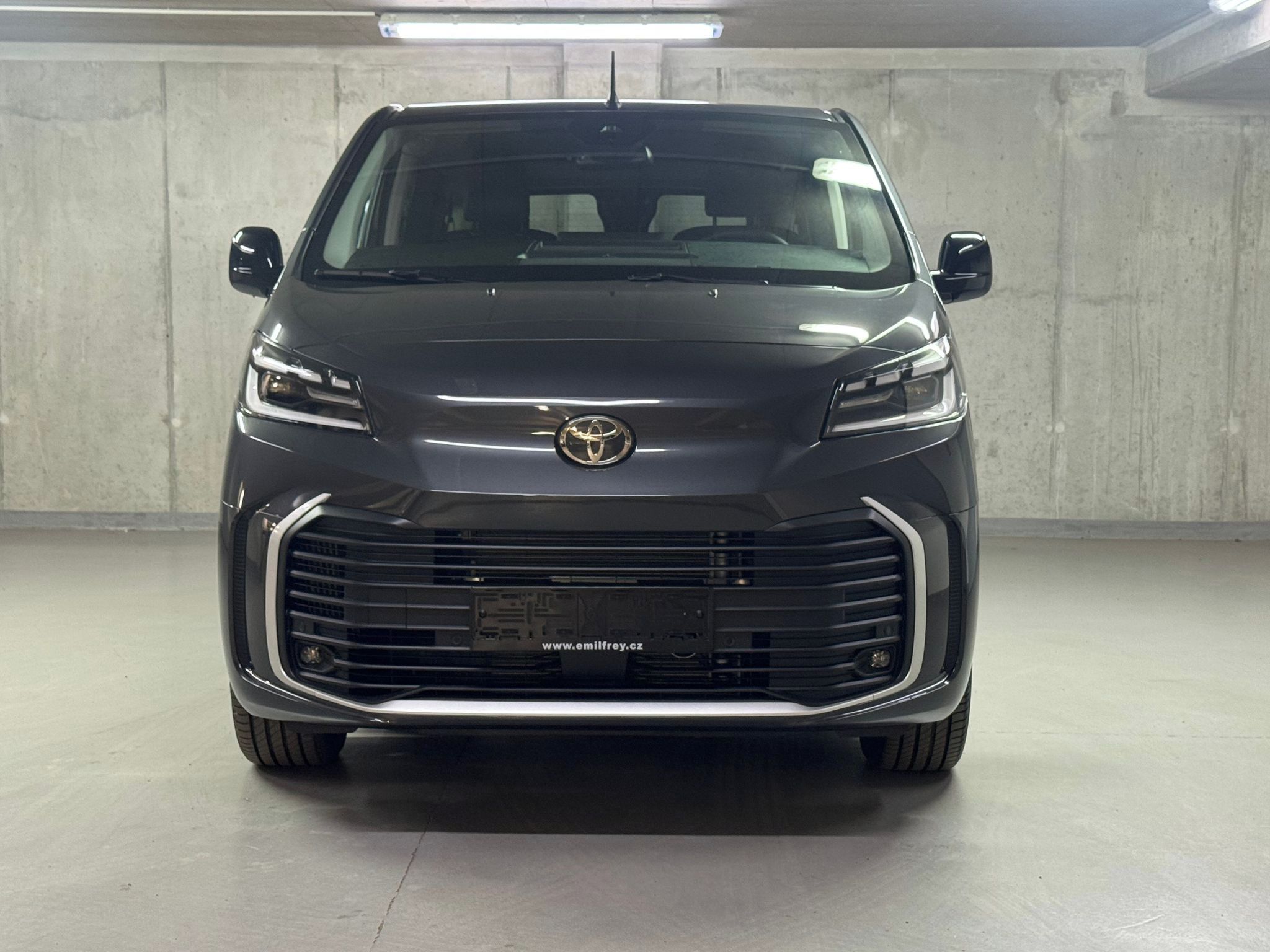 Toyota Proace Verso, L2 Business Comfort 2.2 AT - fotka 2