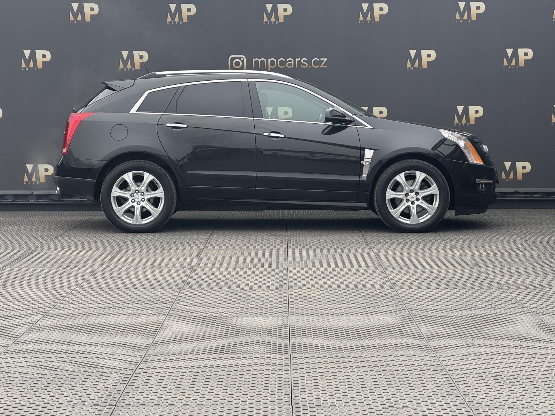 Cadillac SRX, 3.0 V6 AWG Elegance, LPG, PANO - fotka 4