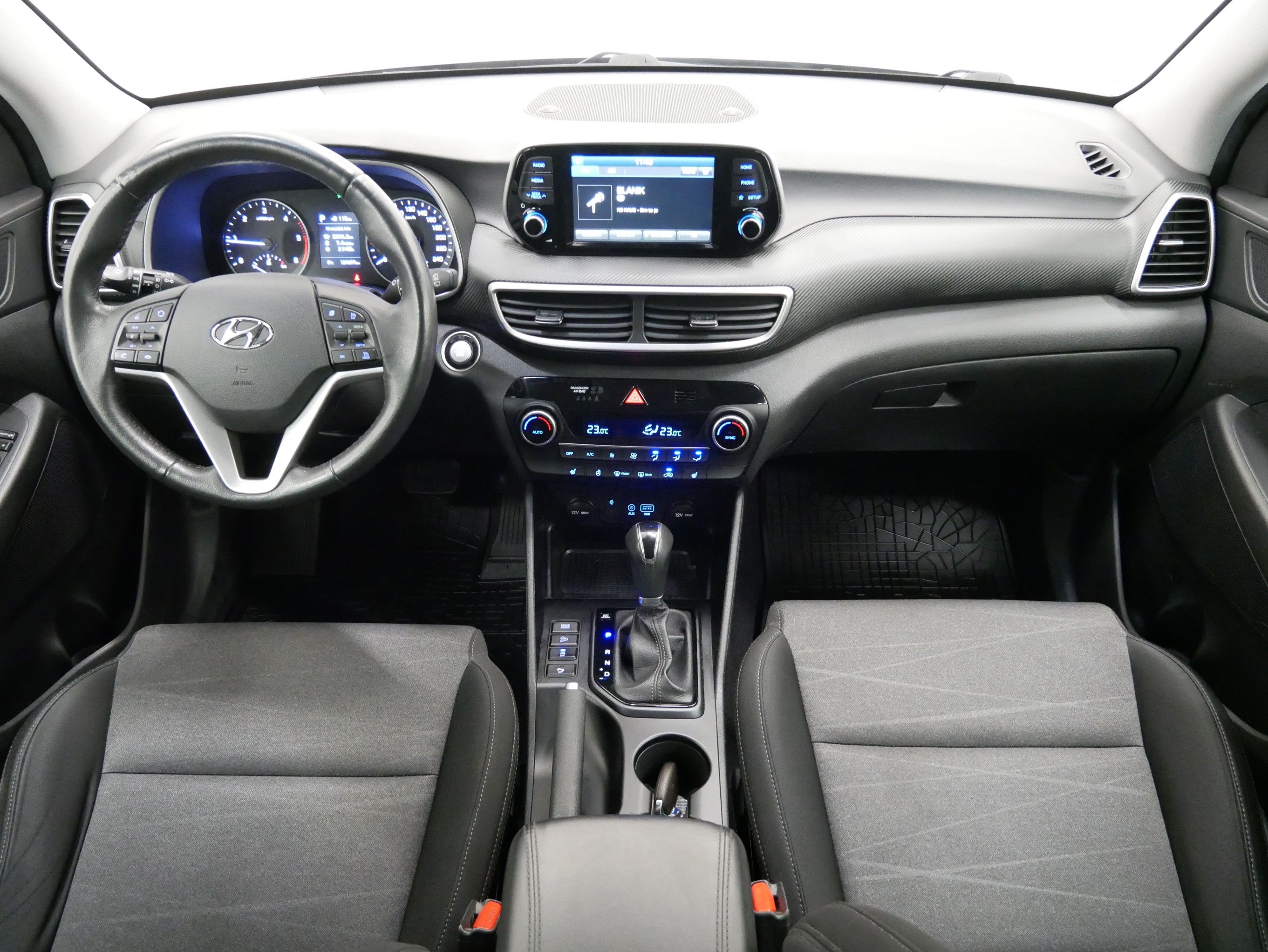 Hyundai Tucson, 1.6 CRDi 100 kW Adventure - fotka 5
