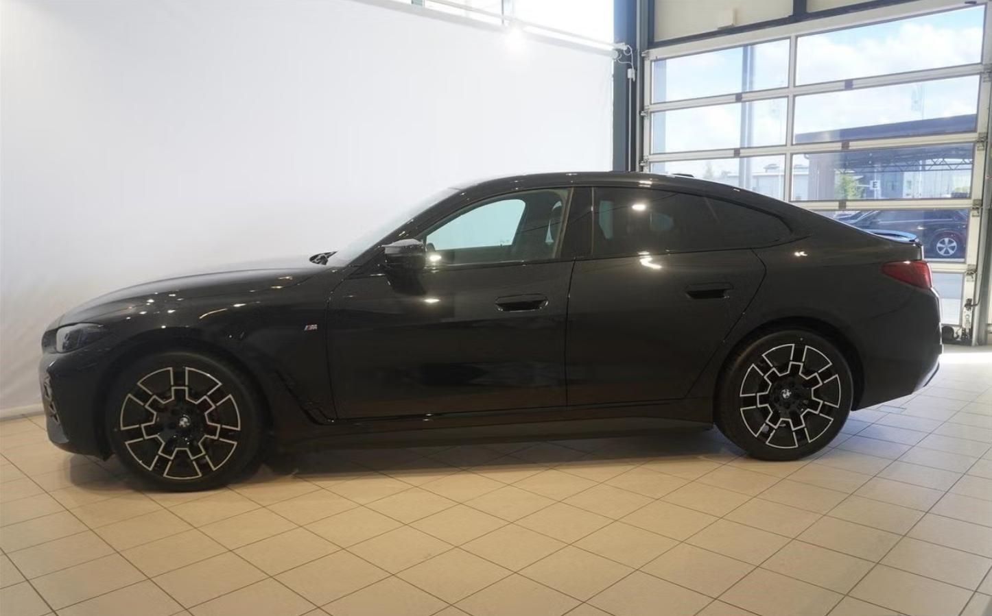 BMW i4, M60 xDrive Gran Coupé 440kW - fotka 2