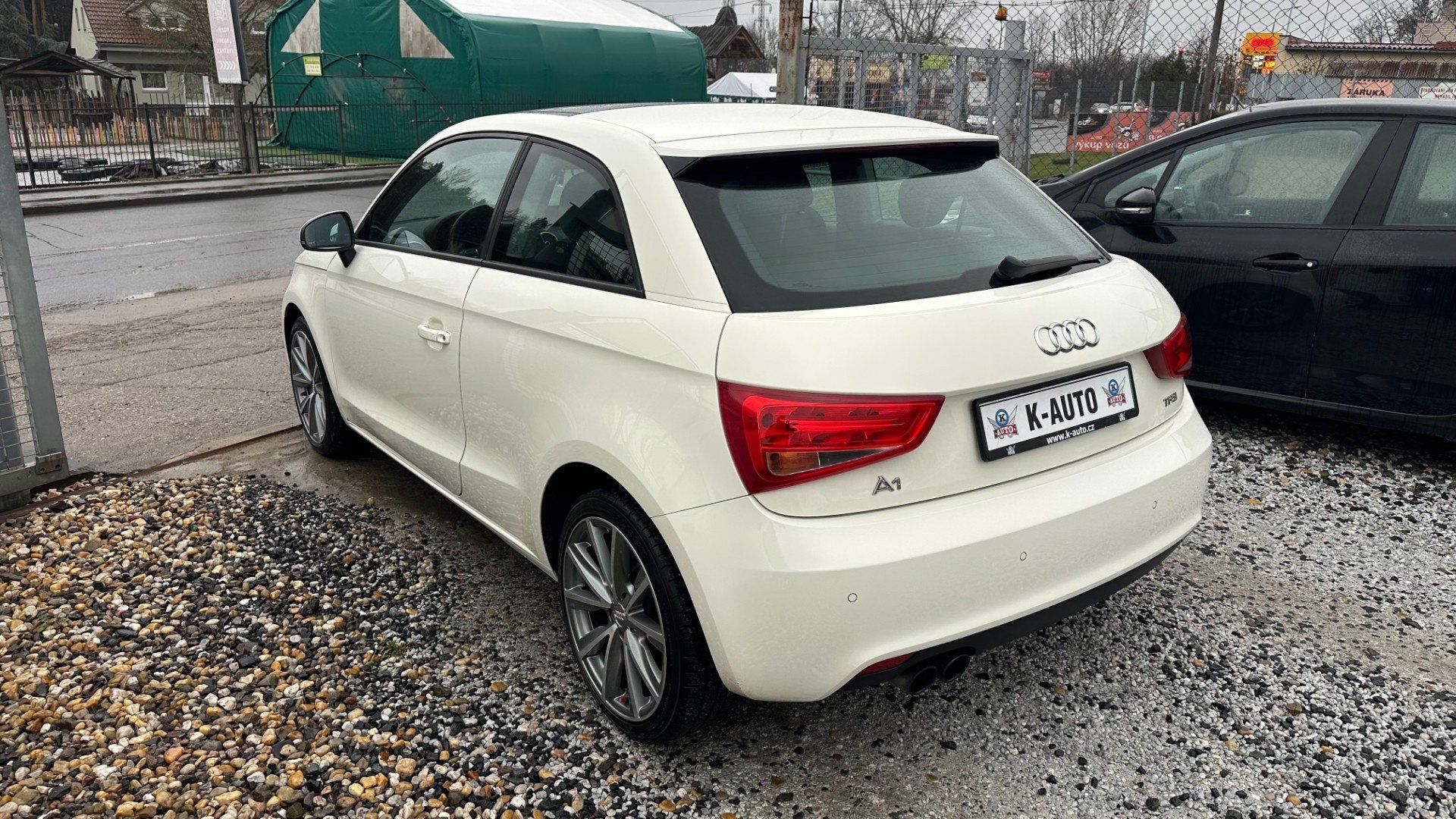 Audi A1, 1.4TFSi 90kW*Pano*Alu*PDC* - fotka 6