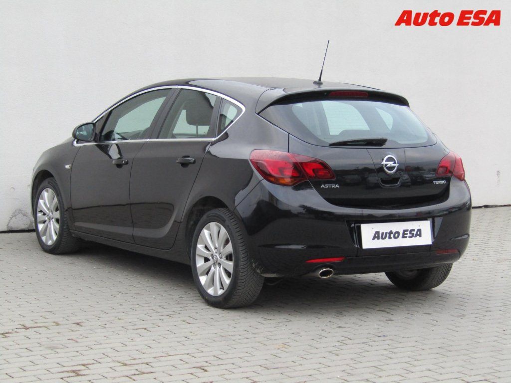 Opel Astra, 1.4T,Cosmo,bixen - fotka 6