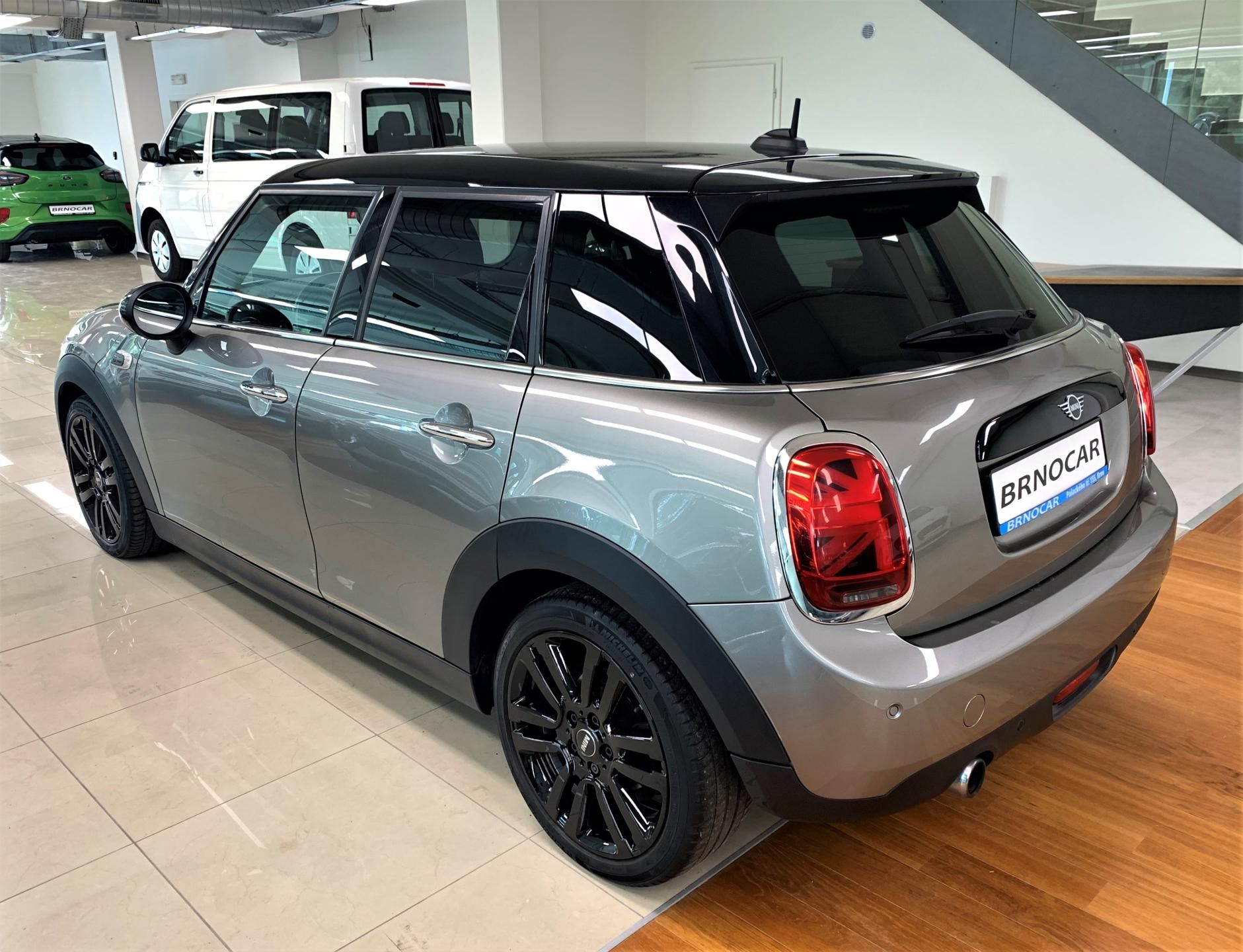 Mini Cooper, 1.5T, 100 kW, ČR, LED, DPH - fotka 4