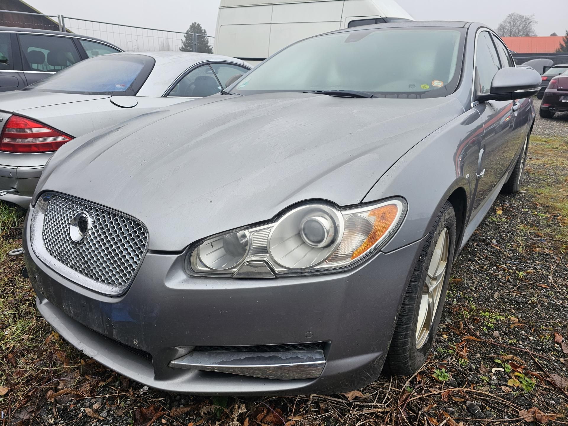 Jaguar XF, 3.0D 177kW NA DÍLY NEBO OPRAVU