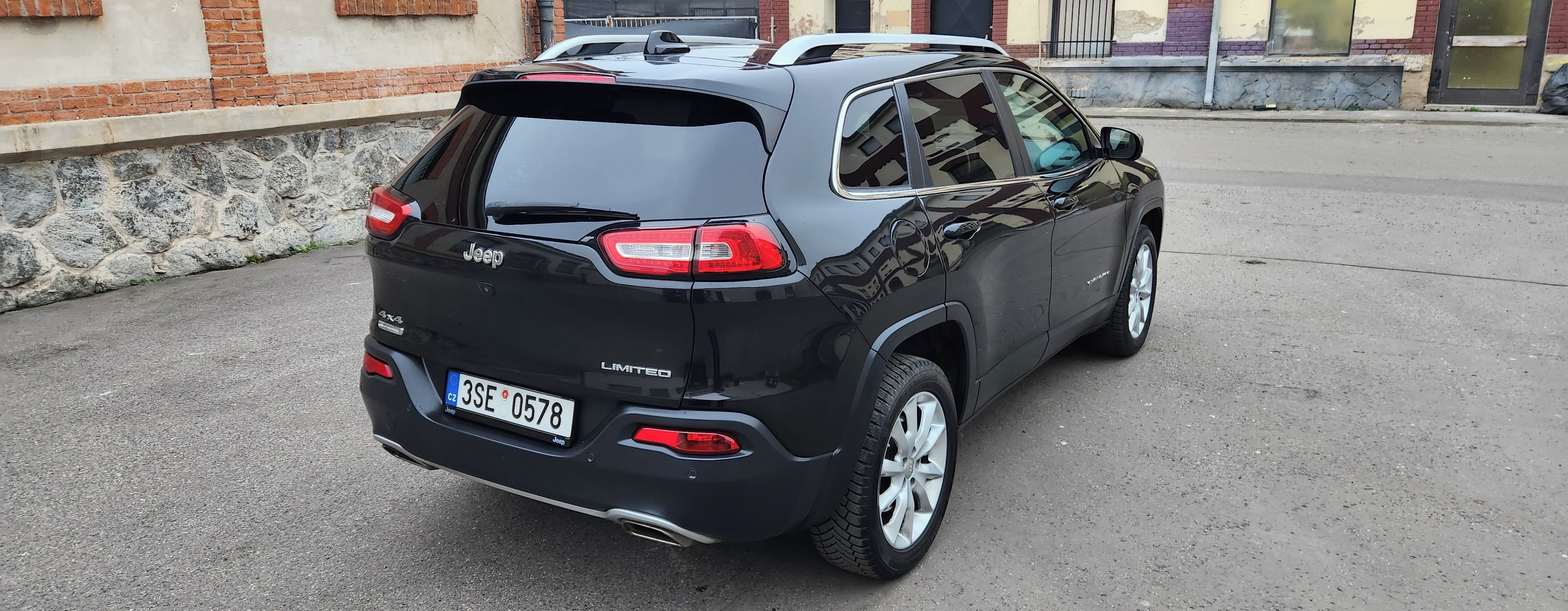 Jeep Cherokee, 2.0D MJET LIMITED AWD LED DPH - fotka 6