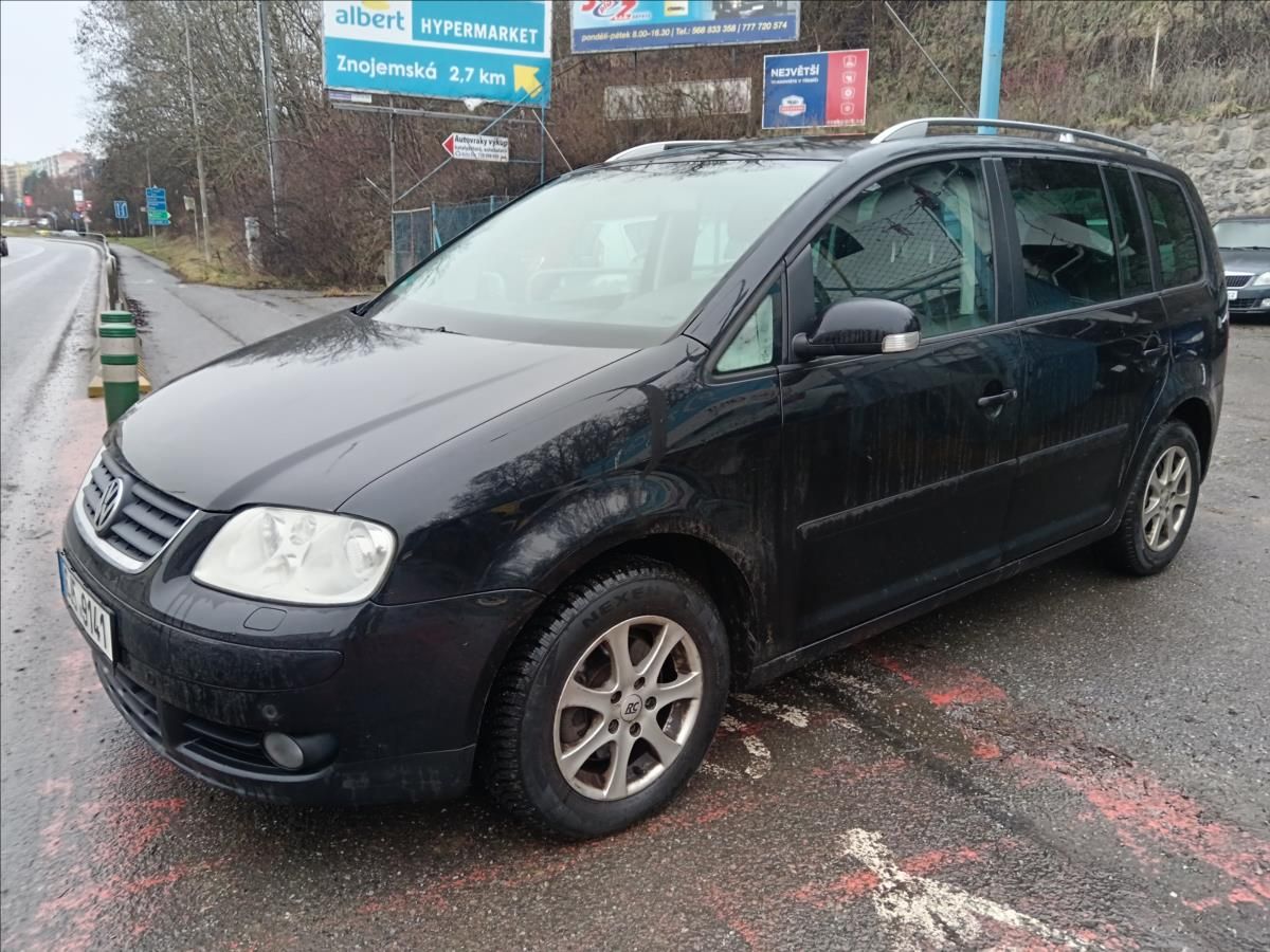 Volkswagen Touran, 2,0 - fotka 4