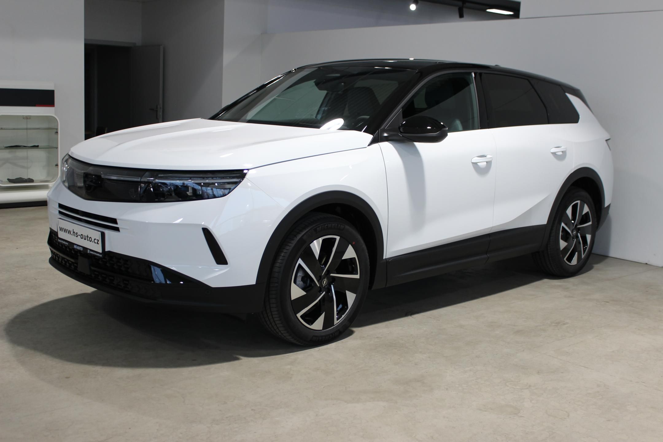 Opel Grandland, GS Hybrid 1.2 TURBO 107kW - fotka 3