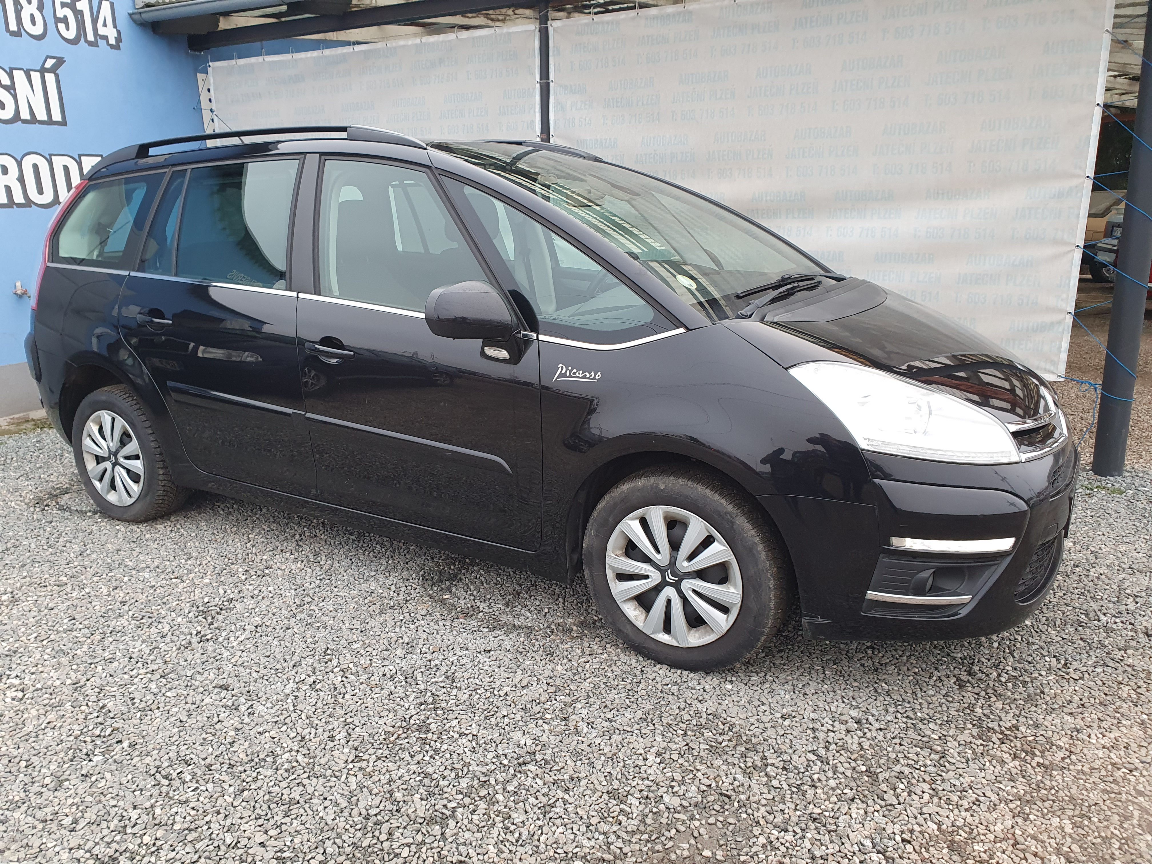 Citroën C4 Picasso, ¨1.6 HDI 7 MÍST - fotka 2