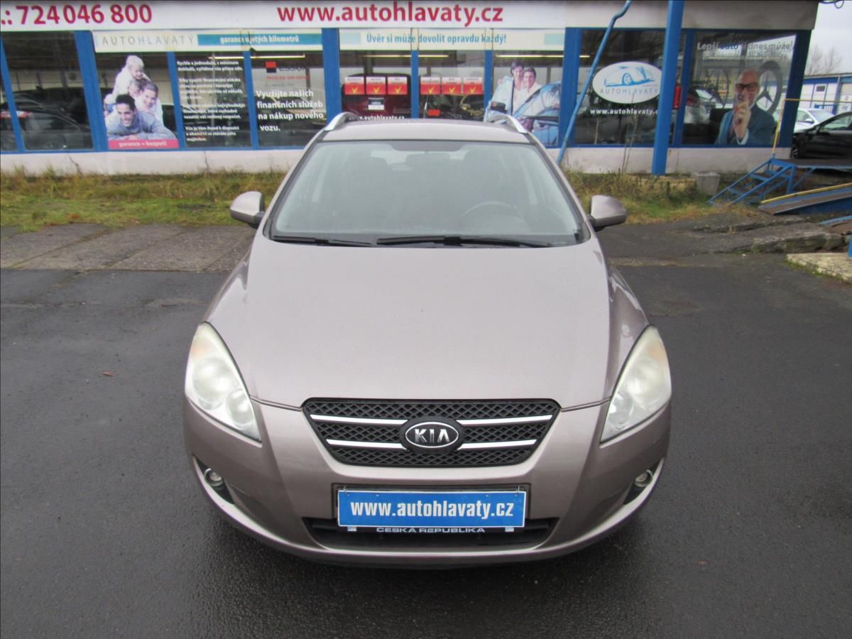 Kia Cee´d, 1,4 LPG Combi 80KW - fotka 2