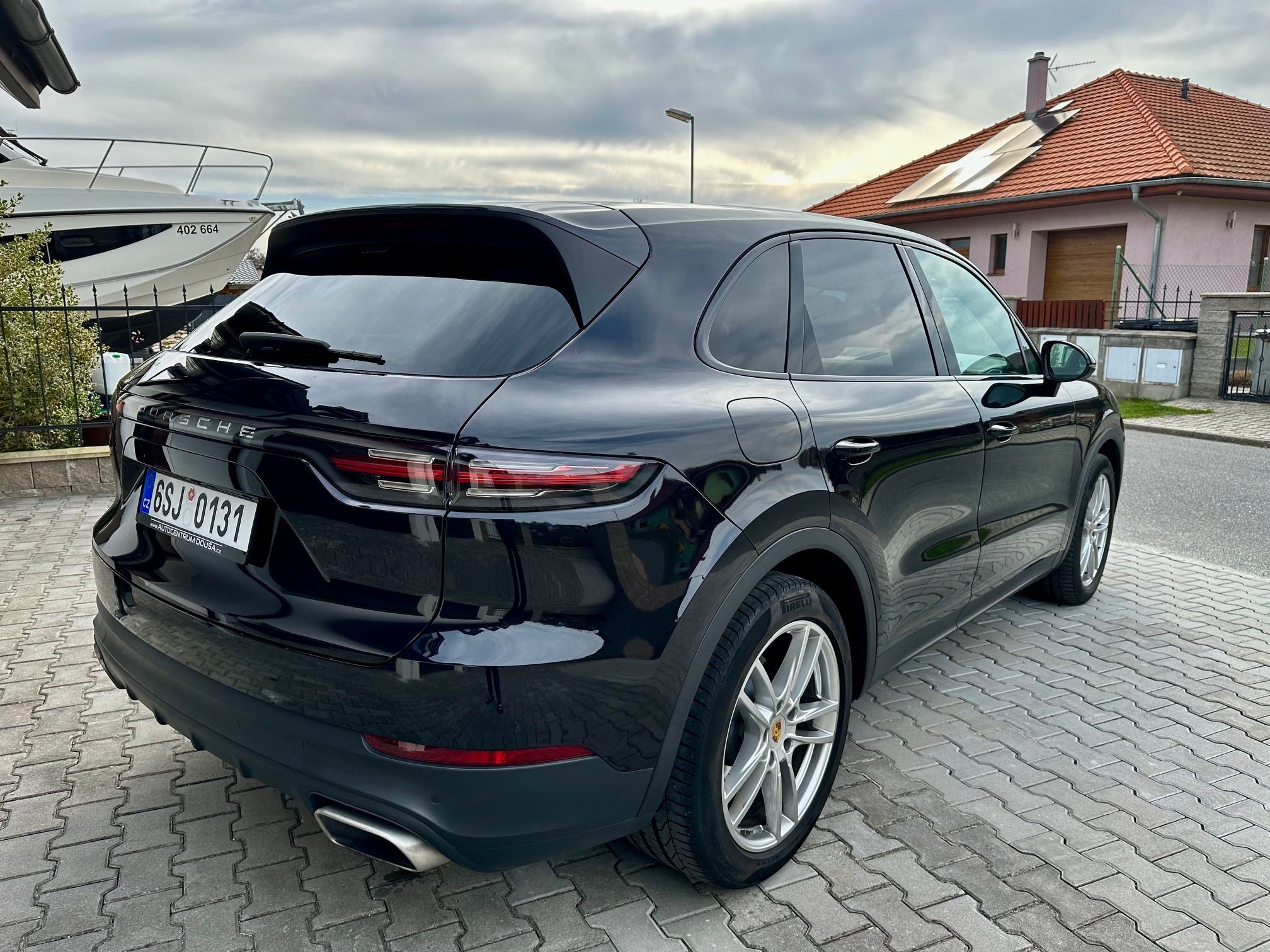 Porsche Cayenne, 2xpneu, 3.0, 250kw - fotka 5