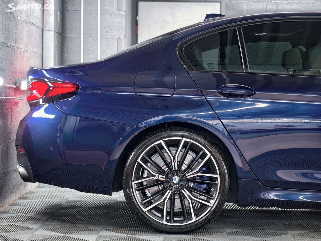 M550ix BMW Řada 5 M550ix V8|390kW|Laser|Nezávisl | Sauto.cz