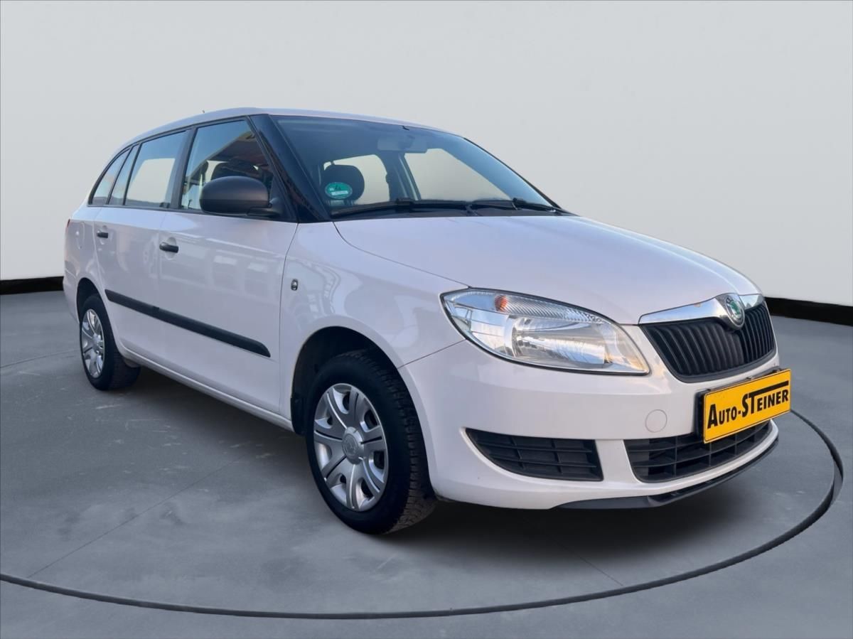 Škoda Fabia, 1,6 TDi, Klima - fotka 2