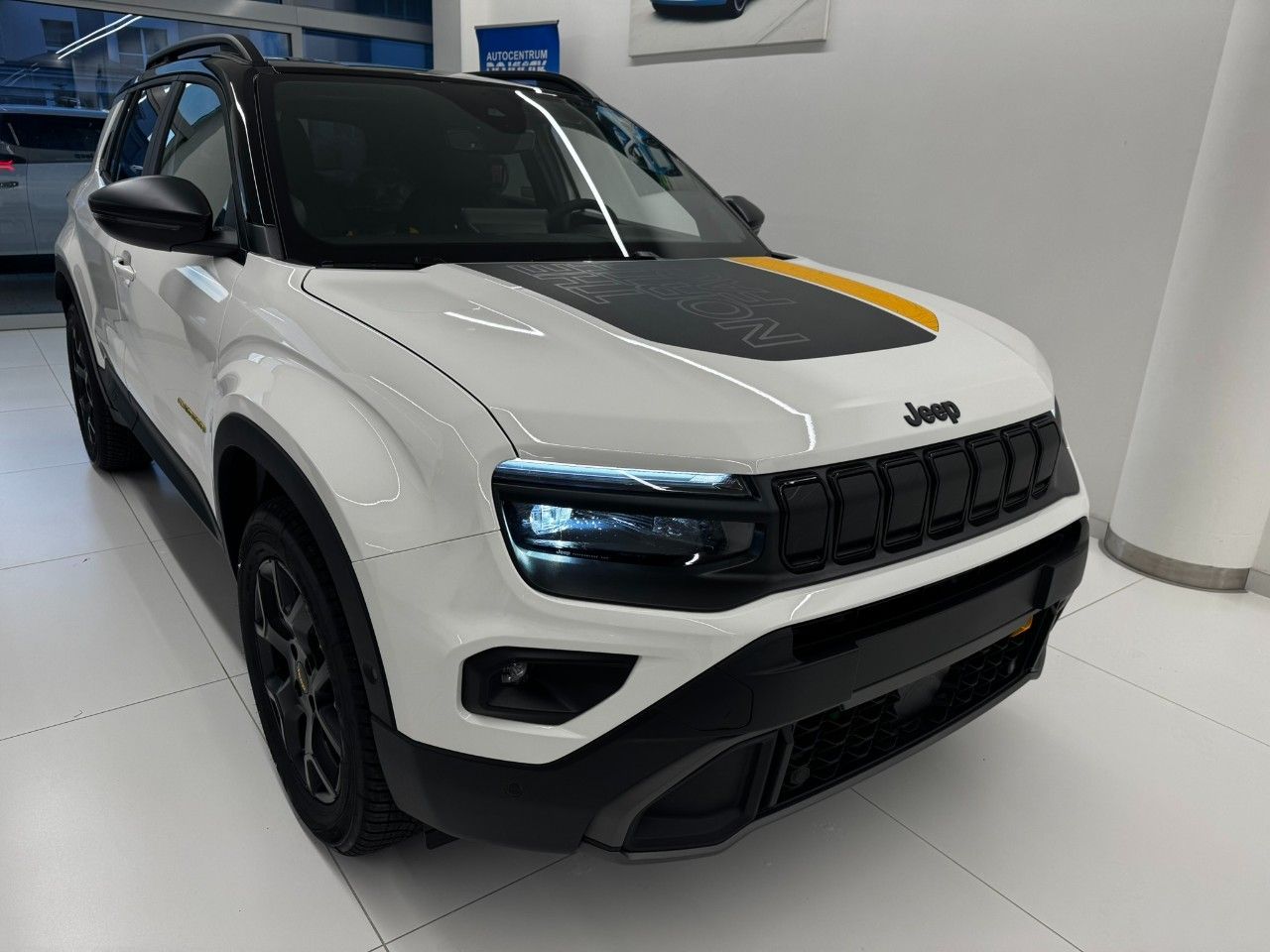 Jeep Avenger, 4xe The North Face 1.2 Turbo e - fotka 2