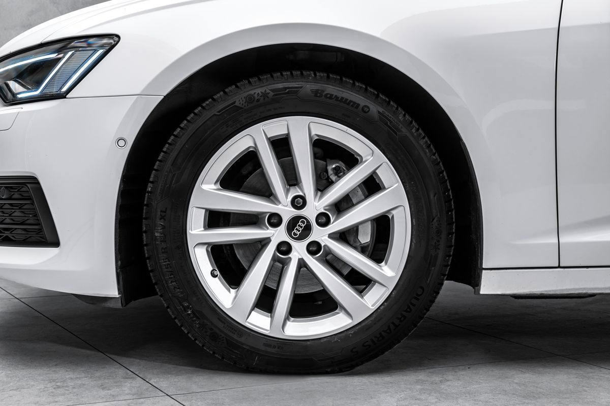 Audi A6 Avant, 35TDI Matrix Navi - fotka 2