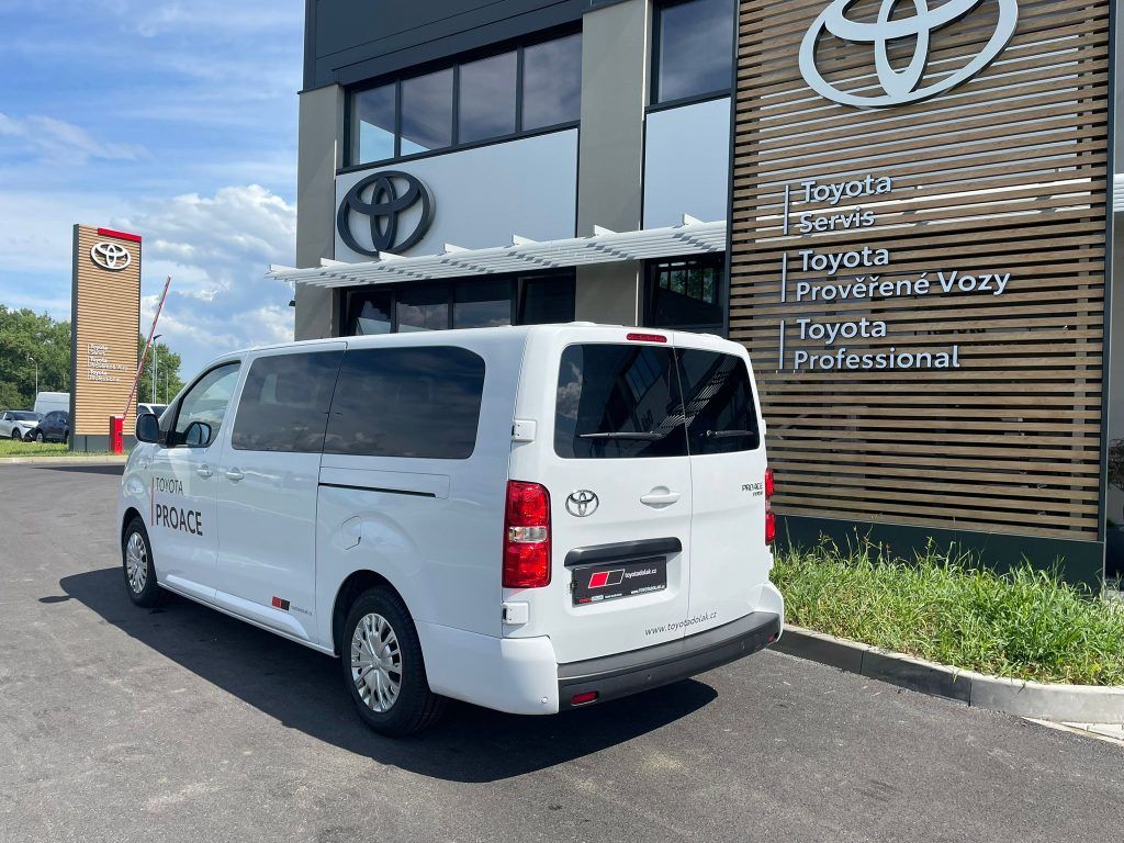 Toyota Proace Verso, 2.0 D-4D L2 MT Business 8S - fotka 6