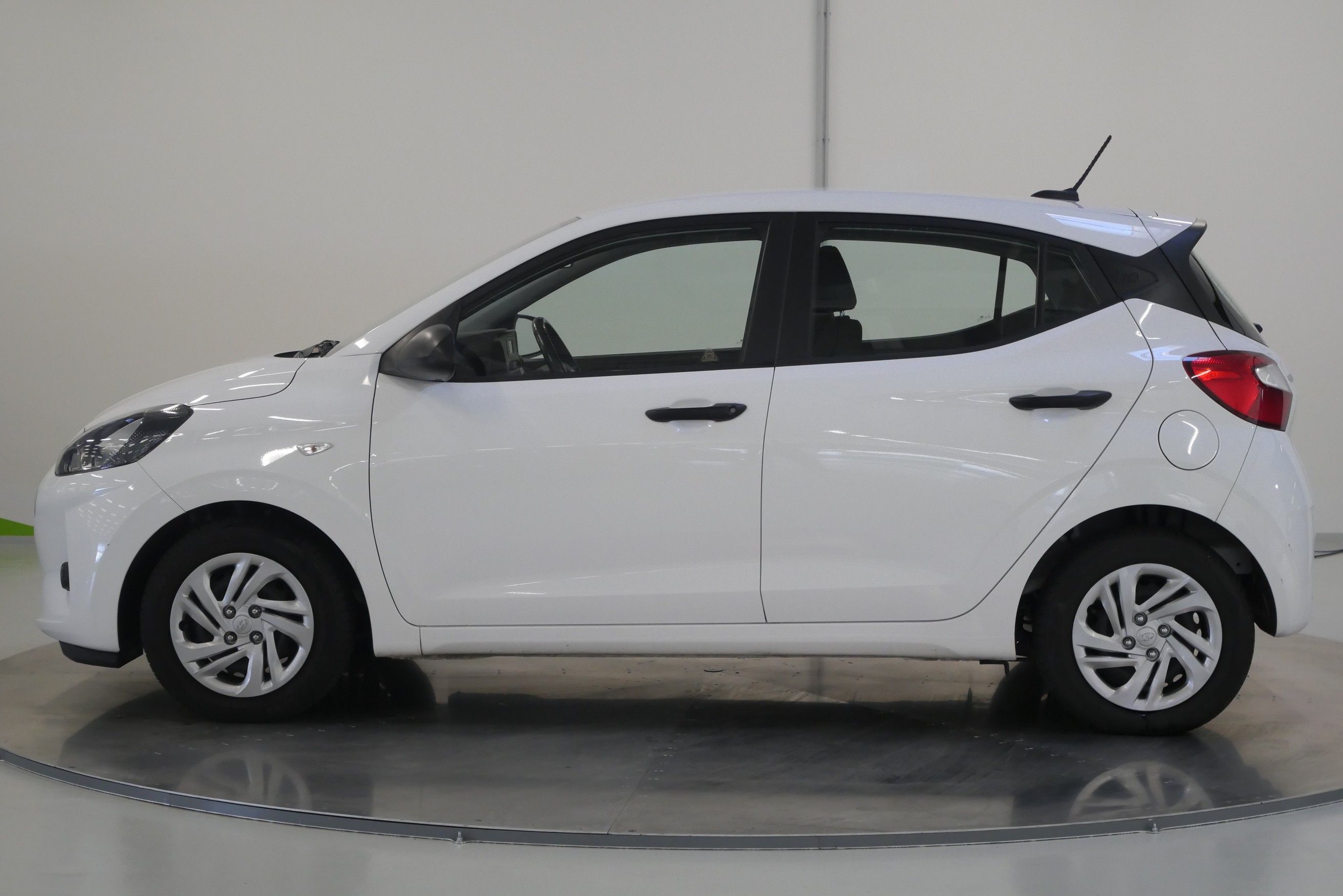 Hyundai i10, 1.0i 50 kW Comfort - fotka 3