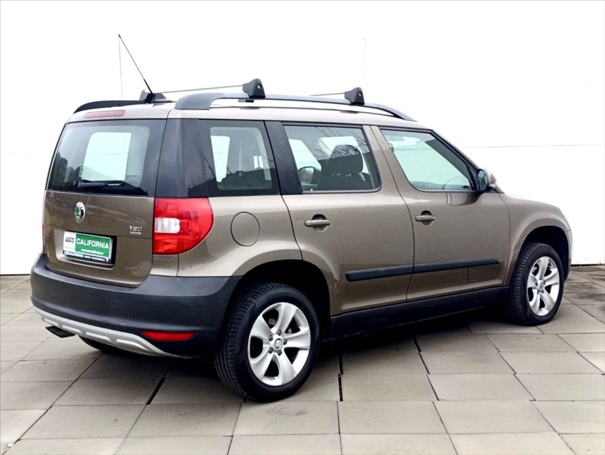 Škoda Yeti, 1,6 TDi Navi Klima Tempomat - fotka 6