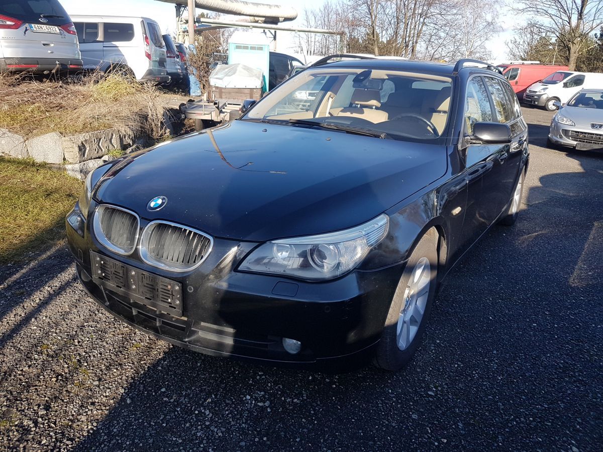 BMW Řada 5, 520 120KW NAVI XENON - fotka 3