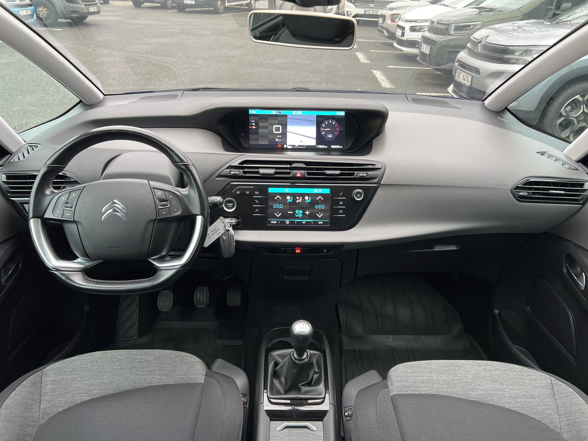 Citroën Grand C4 Picasso, 1.2 130k ZÁRUKA SERVIS 7MÍST - fotka 3