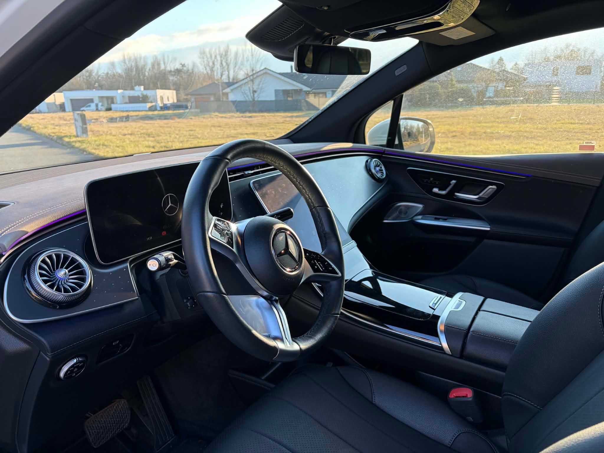 Mercedes-Benz EQE, 500 4MATIC - fotka 6