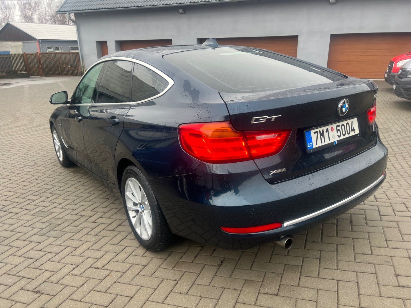 BMW Řada 3, GT 320D 135kW xDrive LUXURY - fotka 2
