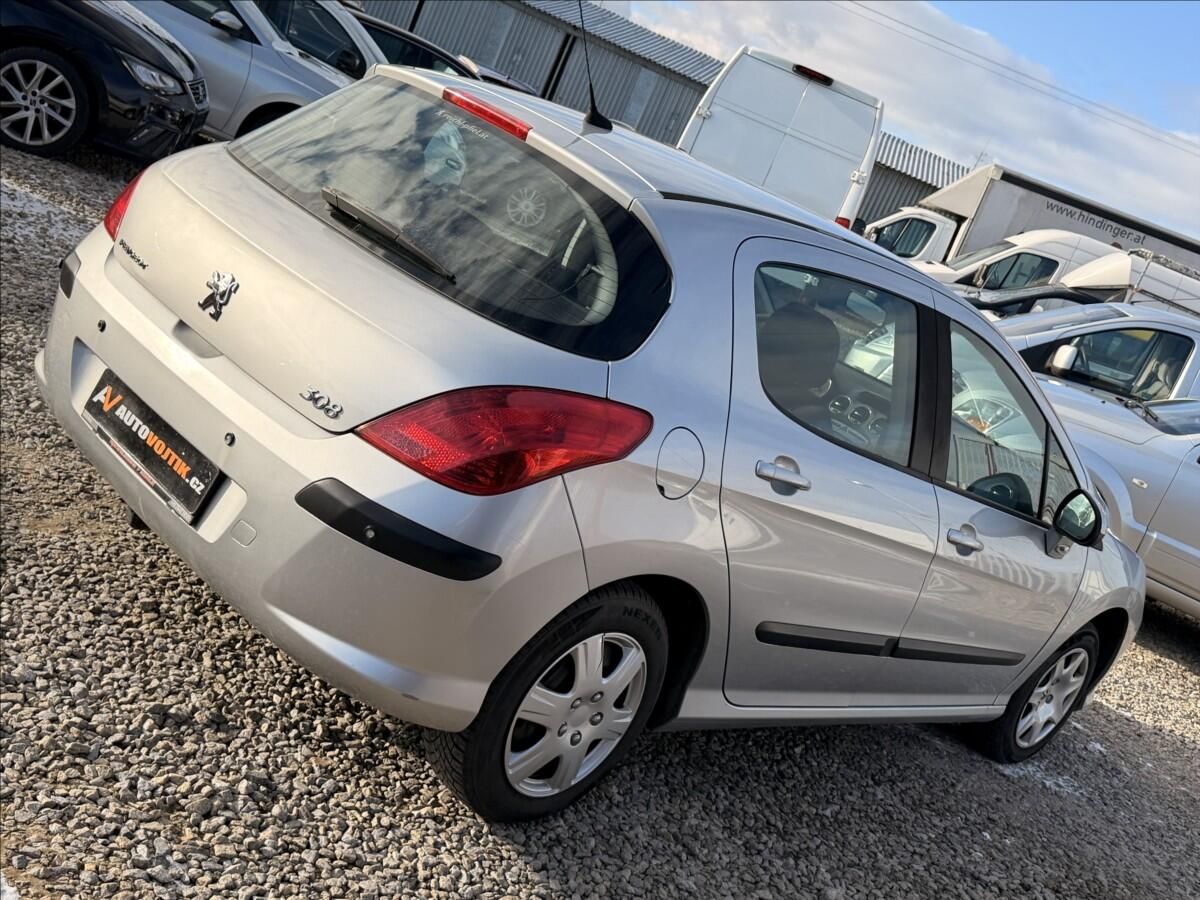 Peugeot 308, 1,4 16V KLIMA - fotka 5