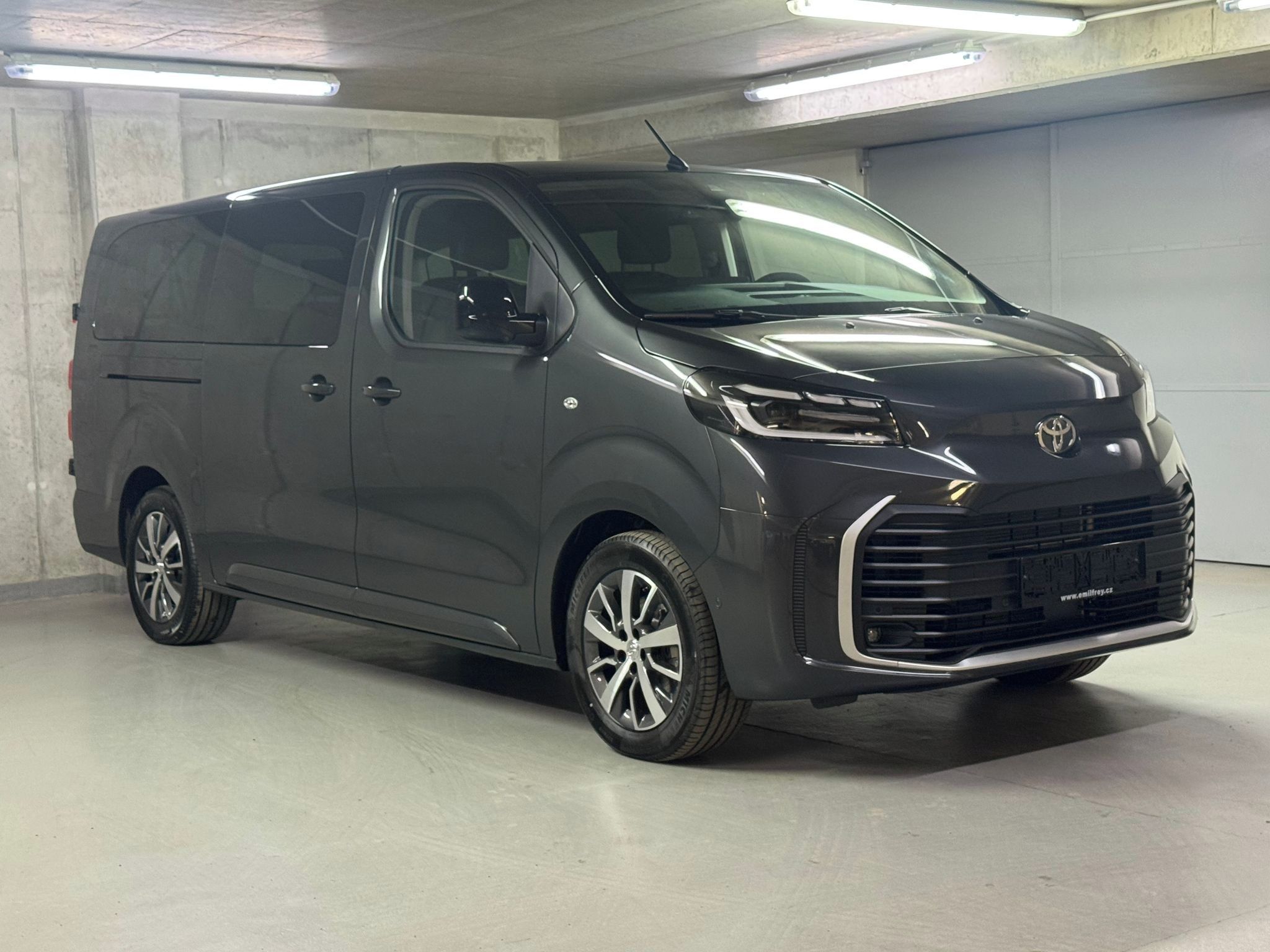 Toyota Proace Verso, L2 Business Comfort 2.2 AT - fotka 3