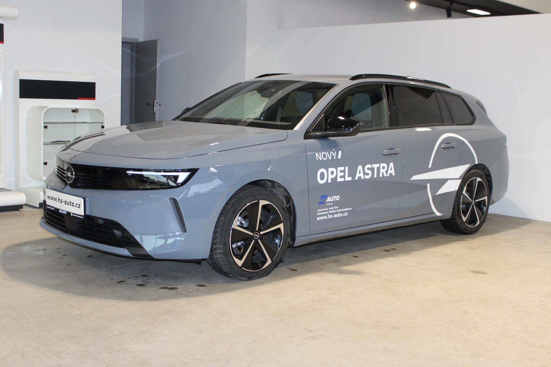 Opel Astra, ST EDITION 1,2 HYBRID - fotka 3