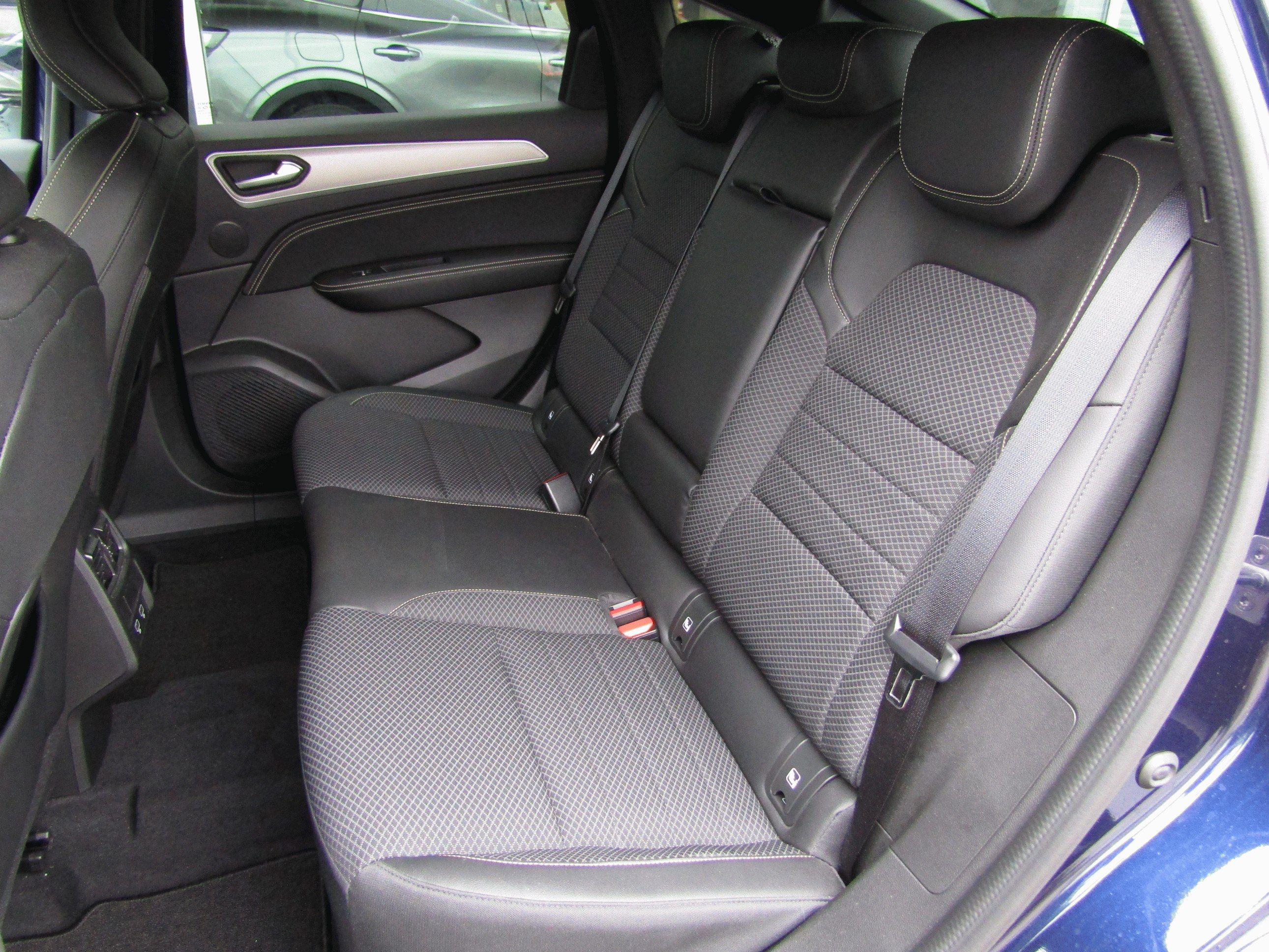 Renault Arkana, mild hybrid TCe 140 EDC Techno - fotka 6