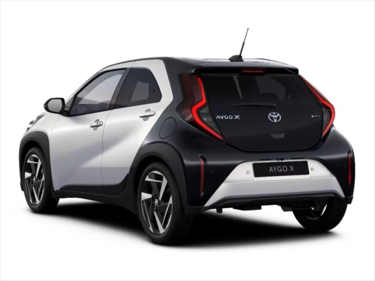 Toyota Aygo, X hybrid Executive - fotka 2
