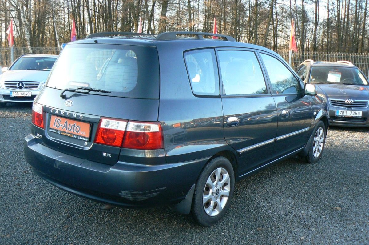 Kia Carens, 2,0 CRDI- EX - 6 míst AUTOMAT - fotka 4