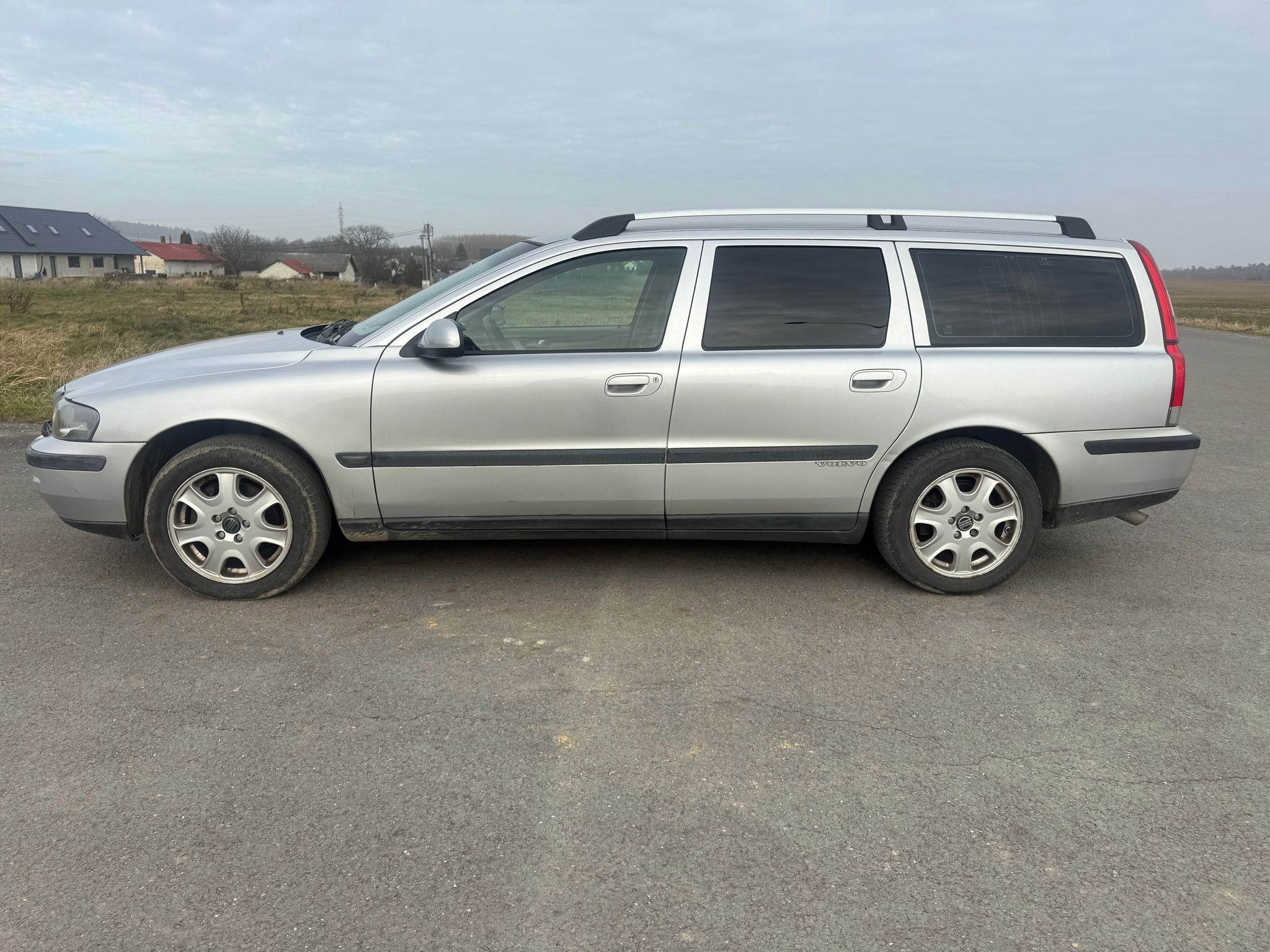 Volvo V70, STK 08/2027 - fotka 2