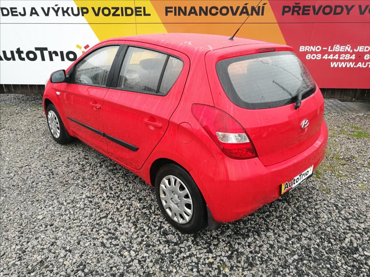 Hyundai i20, 1,3 i - fotka 4