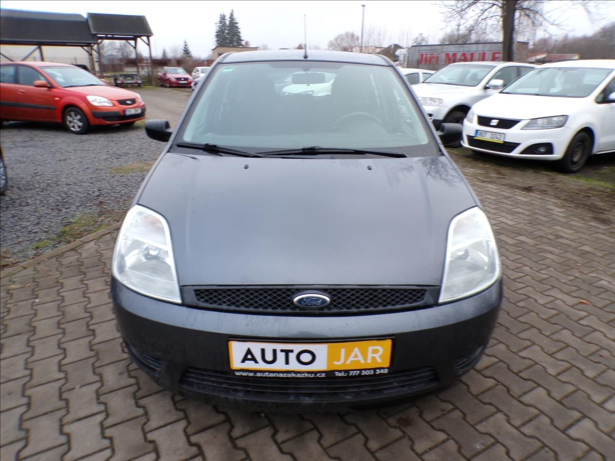 Ford Fiesta, 1,3 i  KLIMATIZACE - fotka 2