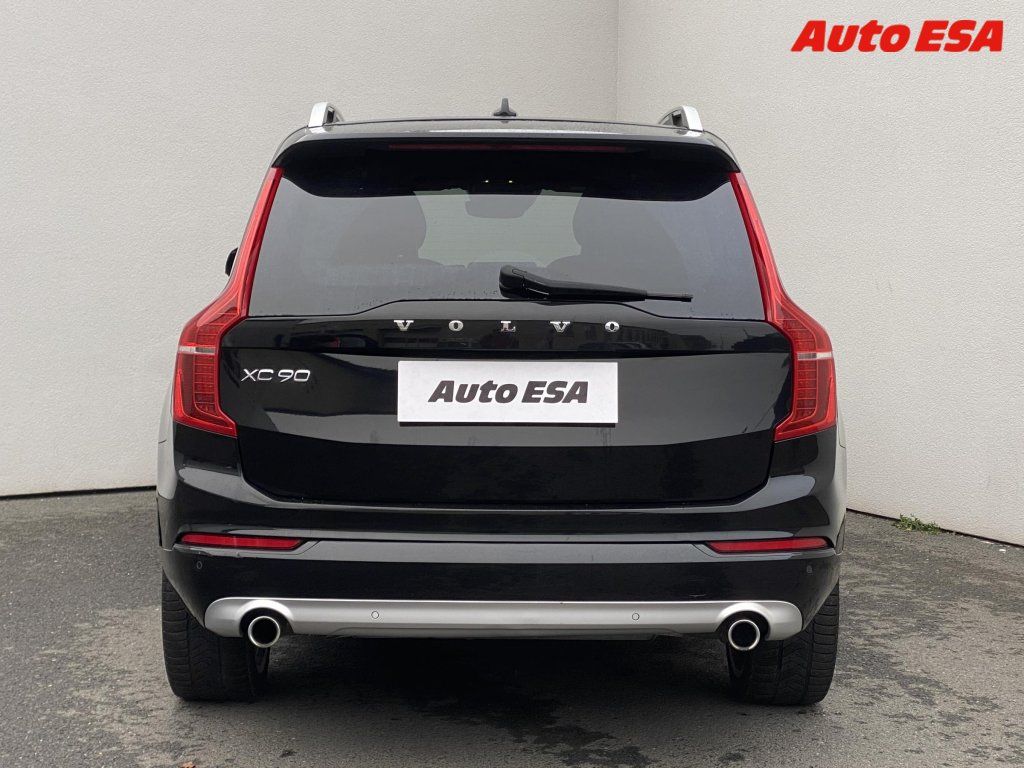 Volvo XC90, 2.0 D,Momentum,AT - fotka 5