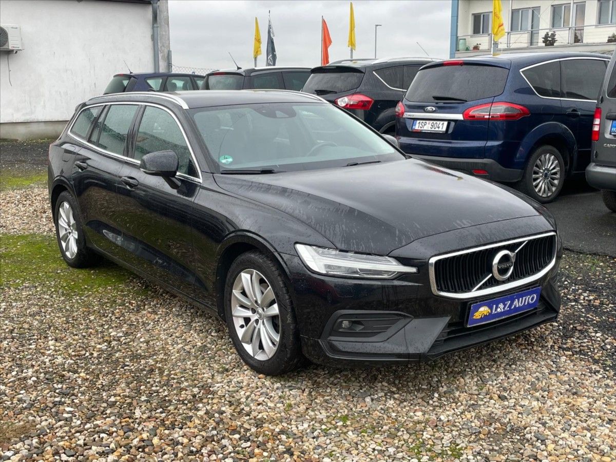 Volvo V60, 2,0 D4 - fotka 3