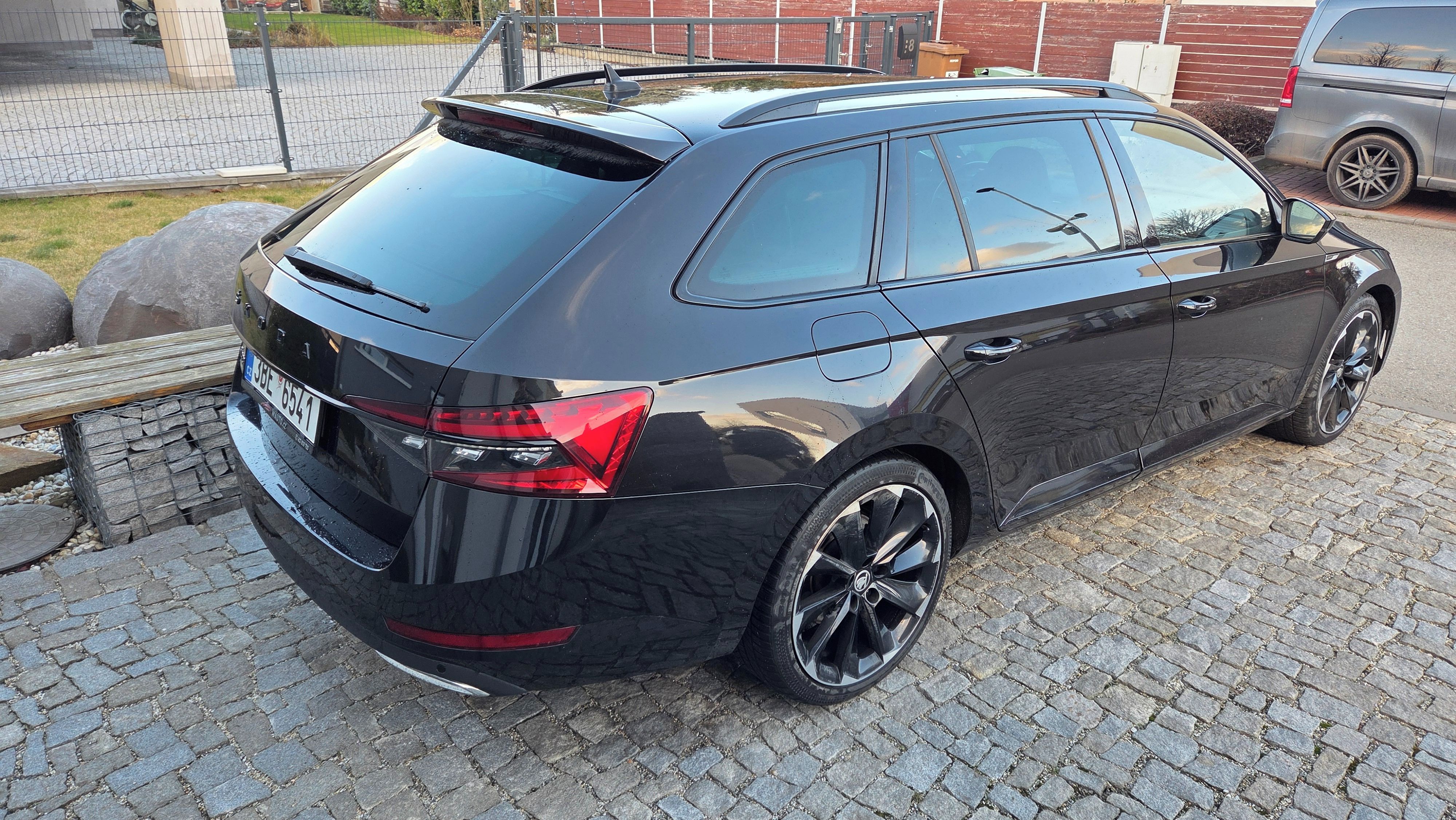 Škoda Superb, SPORTLINE, Webasto/DPH/Rozvody - fotka 5