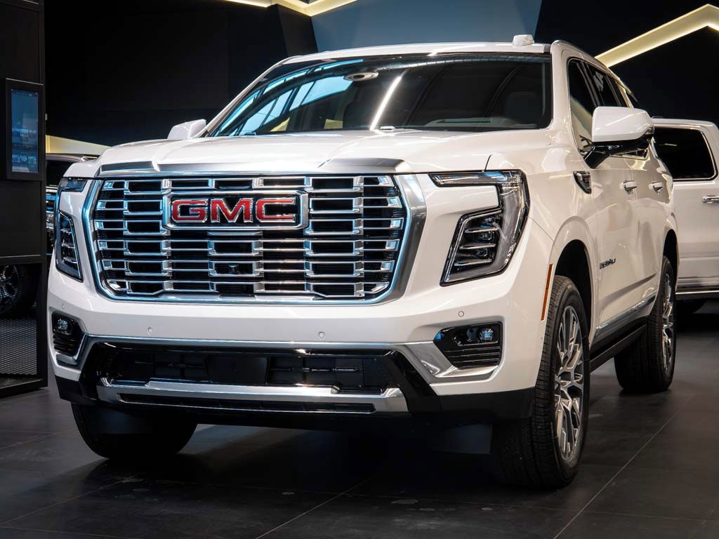 GMC Yukon, 6.2 V8 Denali Reserve Package