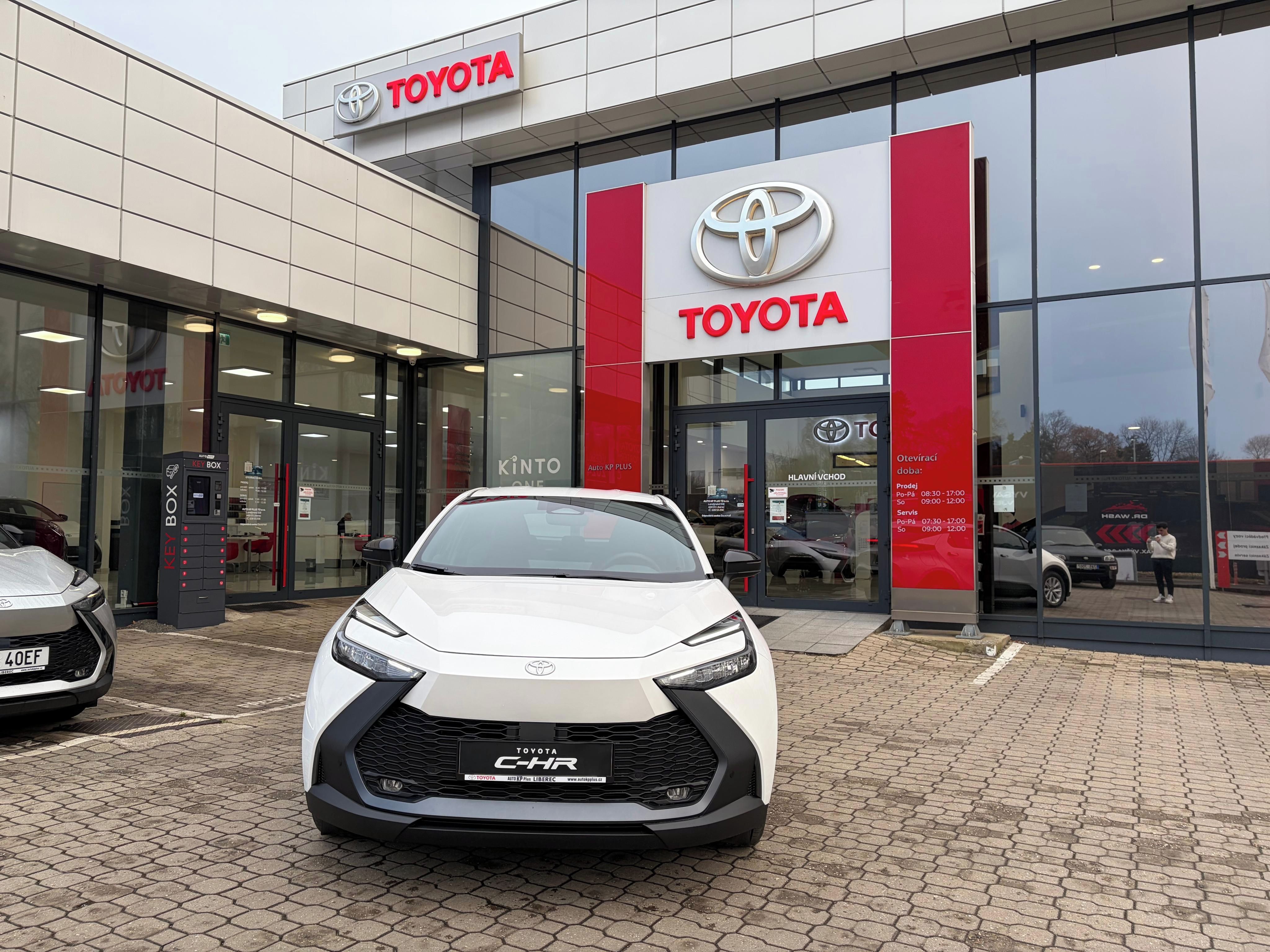 Toyota C-HR, 1,8 HEV 140k Comfort Business - fotka 2
