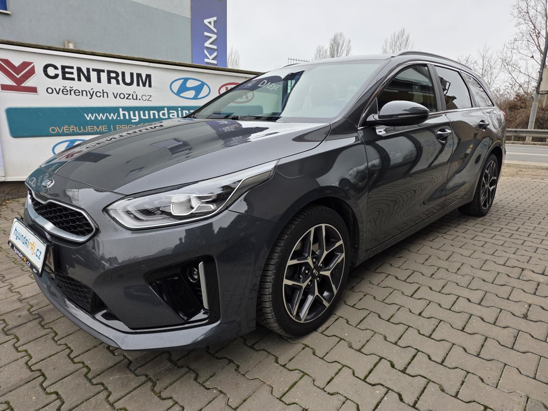 Kia Cee´d, 1.6-GT-LINE-V ZÁRUCE - fotka 4