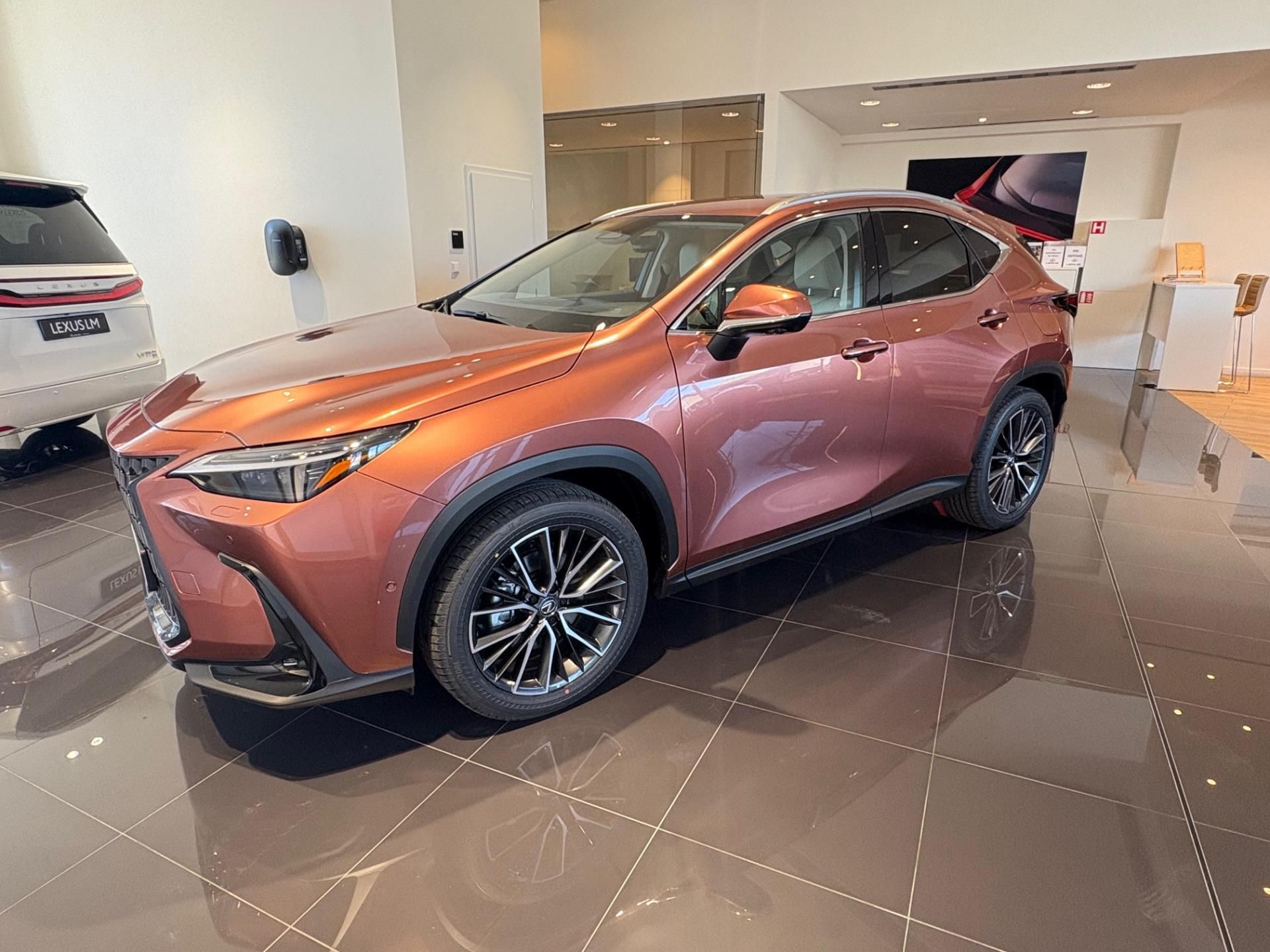 Lexus NX 450h+, LUXURY 4x4