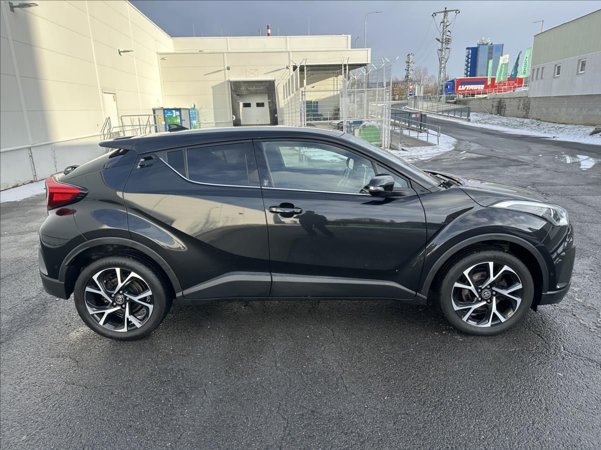 Toyota C-HR, 1,2 4x4 TOP - fotka 2