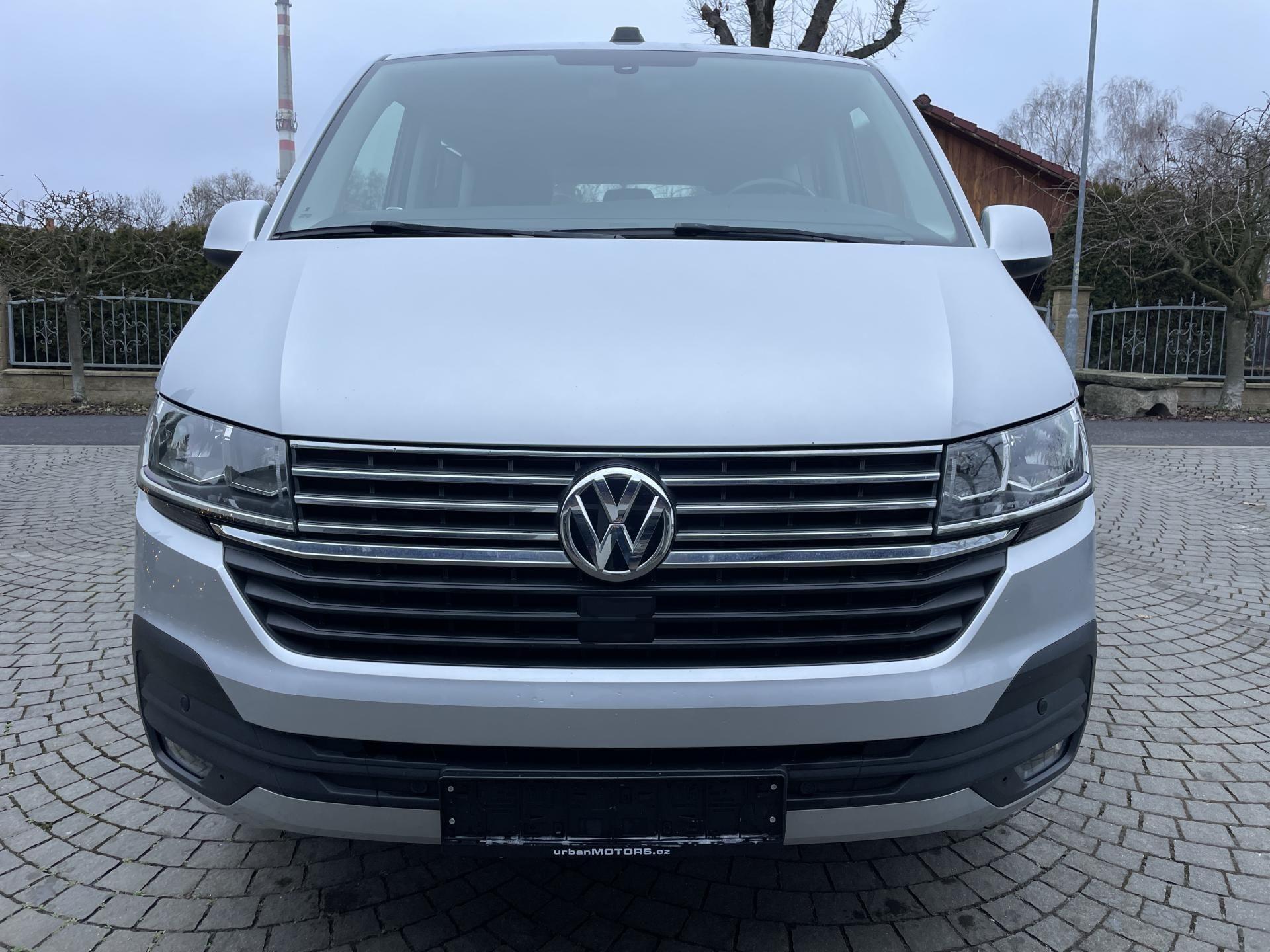 Volkswagen Caravelle, 2,0TDi 110kW comfortLINE 5míst - fotka 2