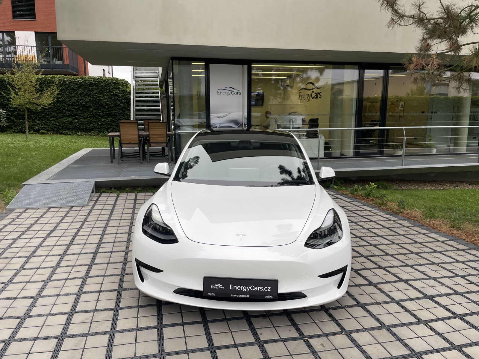 Tesla Model 3, Standart Range Plus LFP - fotka 2