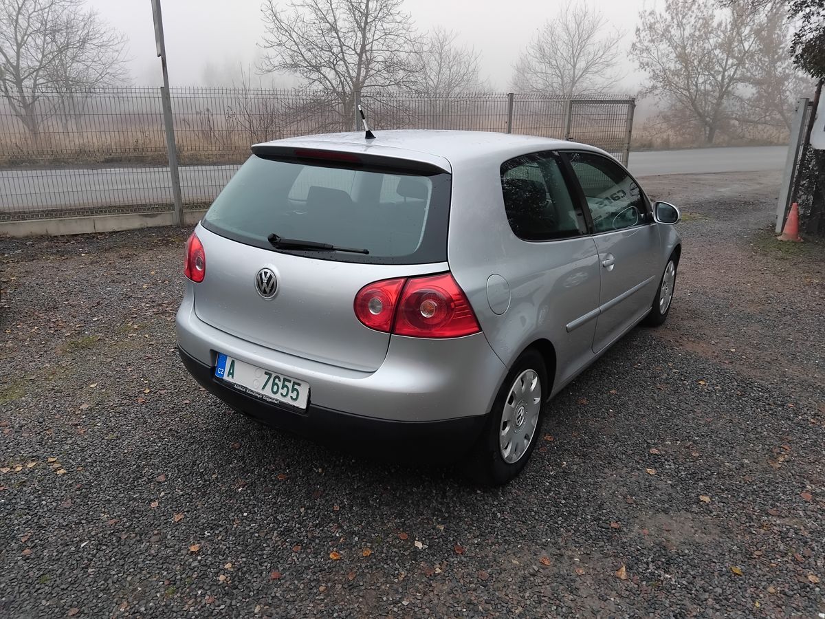 Volkswagen Golf, TDi Automat - fotka 3