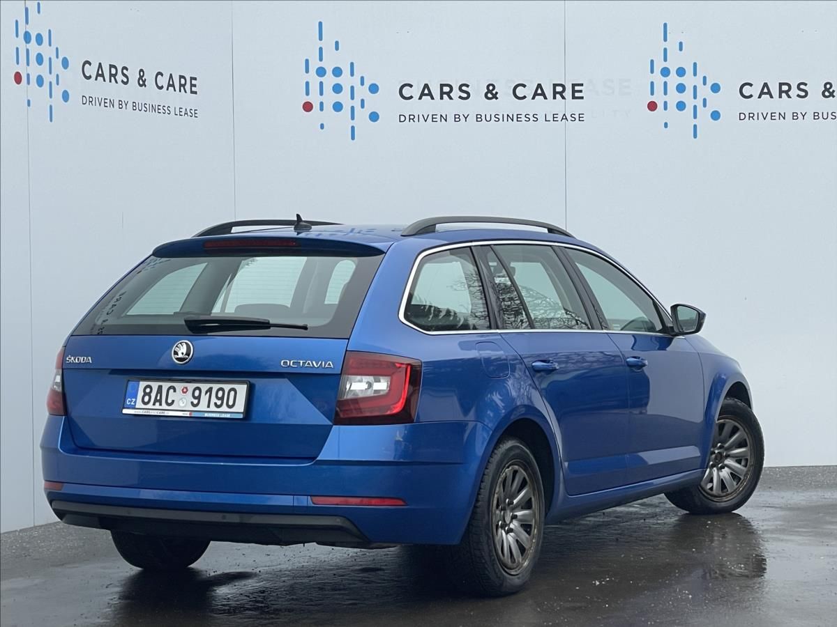 Škoda Octavia, 1,6 TDI Combi Style LED+KESSY - fotka 3