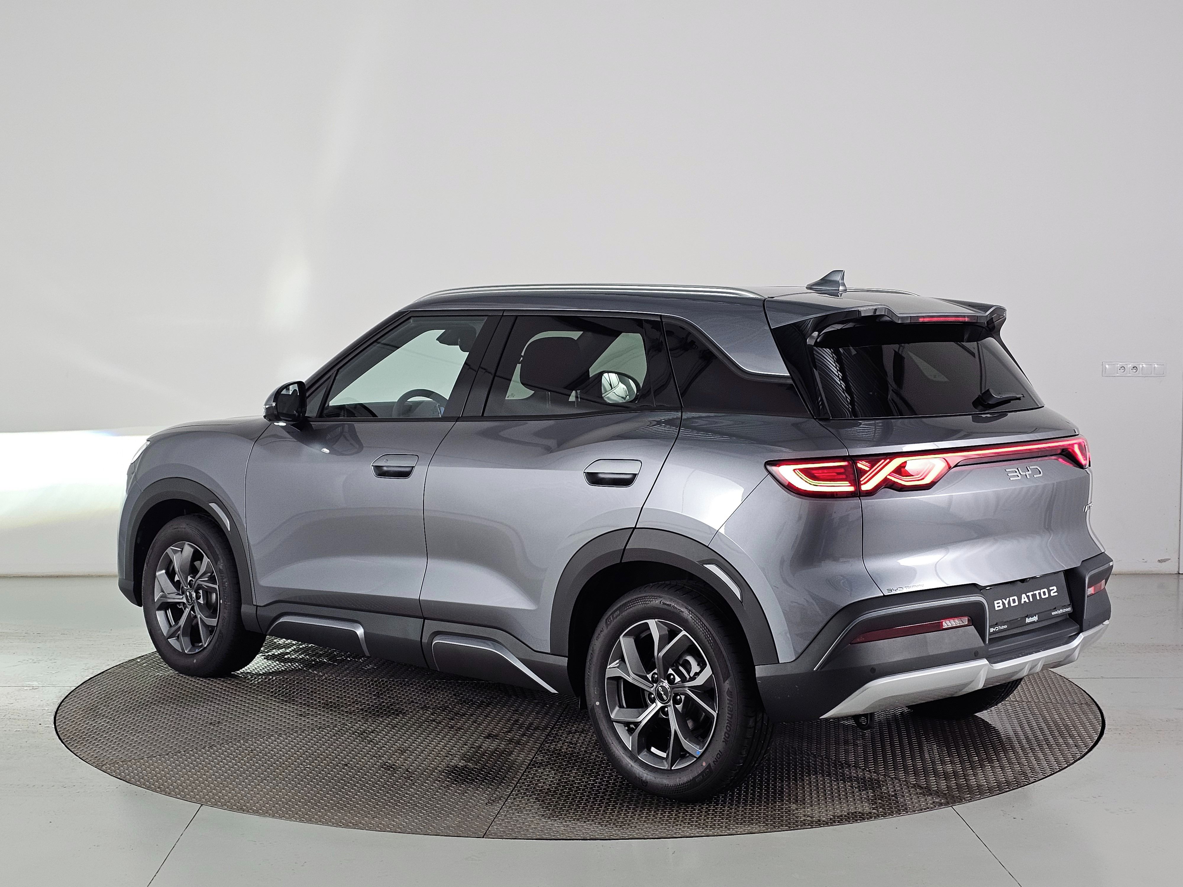 BYD ATTO 2, 204k Comfort 64,8 kWh - fotka 4