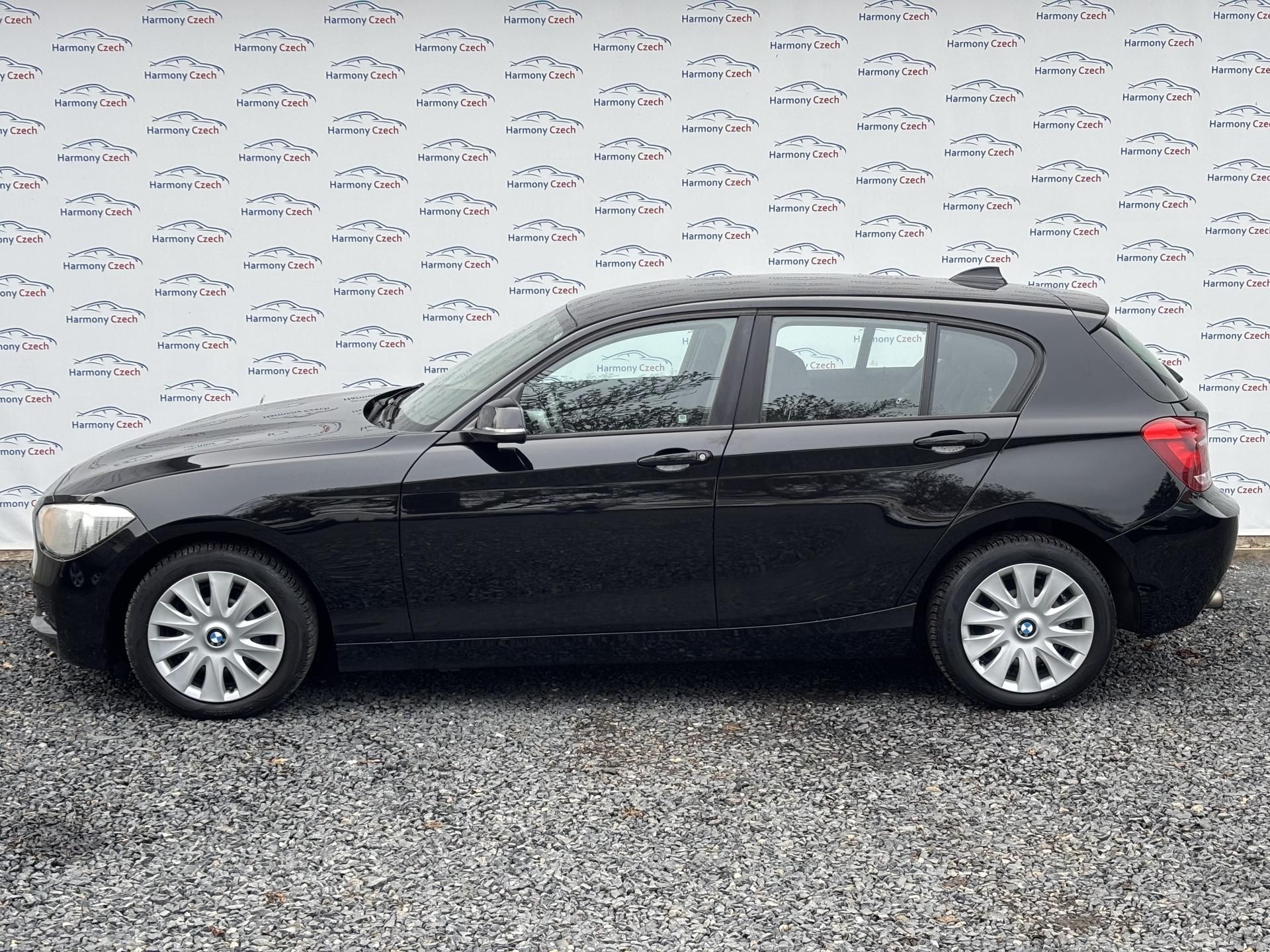 BMW Řada 1, 116i, 100kW, F20 - fotka 2